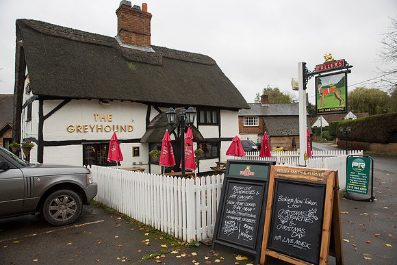 The Greyhound, Reading (1)