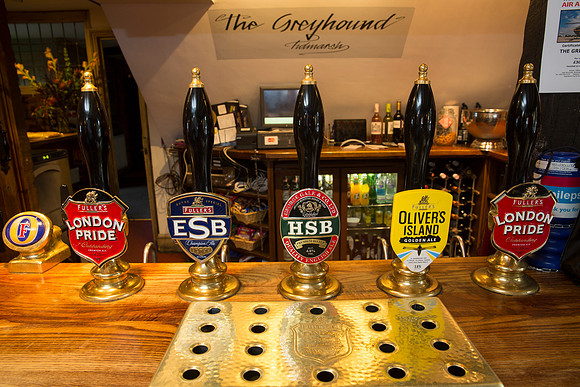 The Greyhound, Reading (16)