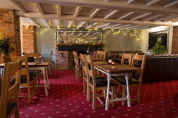 The Greyhound, Reading (27)