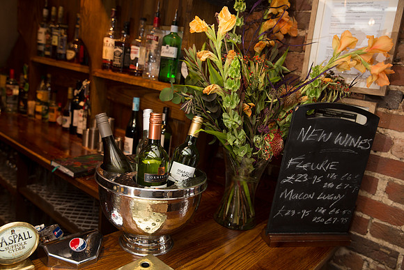The Greyhound, Reading (14)